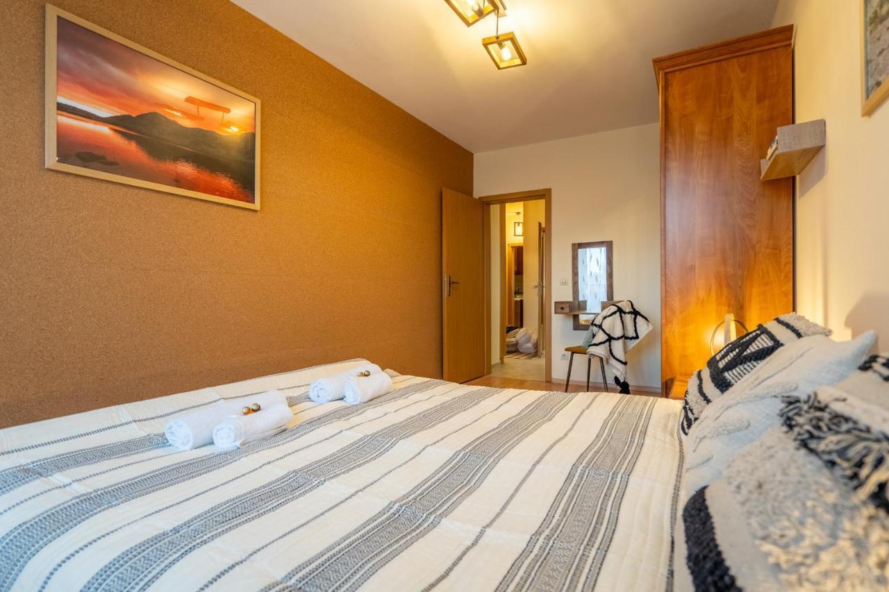 Premium Comfy 2Bdr Apt - Free Parking - Fast Wi-Fi Sofia Exterior foto