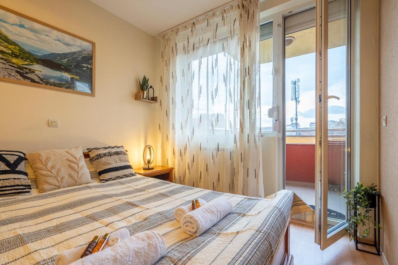 Premium Comfy 2Bdr Apt - Free Parking - Fast Wi-Fi Sofia Exterior foto